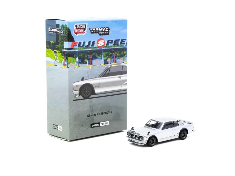 Tarmac Works Tarmac Works 1/64 Skyline HT 2000GT-R Silver Chrome - Japan Special Edition - GLOBAL64 T64G-043-SC