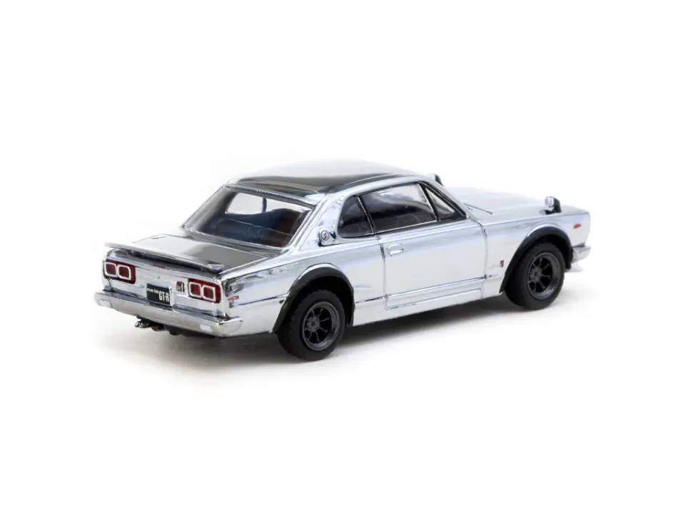Tarmac Works Tarmac Works 1/64 Skyline HT 2000GT-R Silver Chrome - Japan Special Edition - GLOBAL64 T64G-043-SC