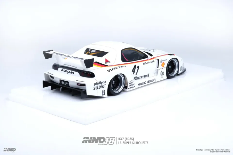 Inno 1/18 Mazda RX7 (FD3S) LB-SUPER SILHOUETTE IN18-LBWKRX7-02