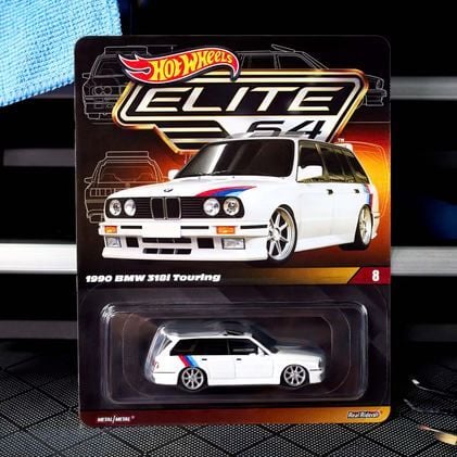 Hot Wheels Elite 64 1990 BMW 318i Touring