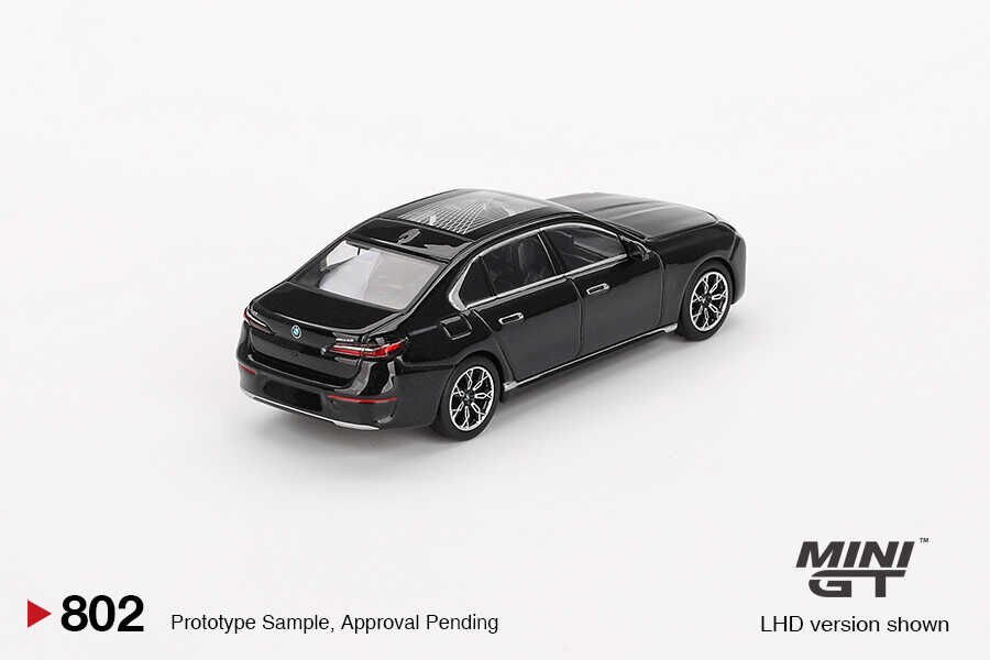 Mini GT 1/64 BMW i7 eDrive50 Black Sapphire - Blister Paket MGT00802-BL