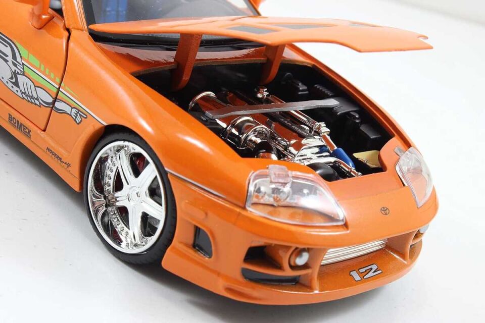 Jada 1/24 Fast and Furious 1995 Toyota Supra 253203005